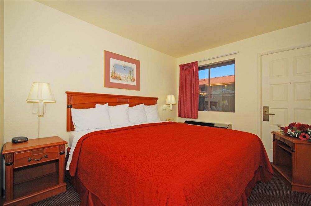 American Inn & Suites Mesa Kültér fotó